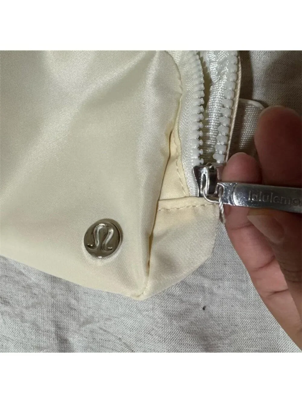 Lululemon Everywhere Belt Bag 1L Neo Mint One Size NEW Crossbody Waist Bag